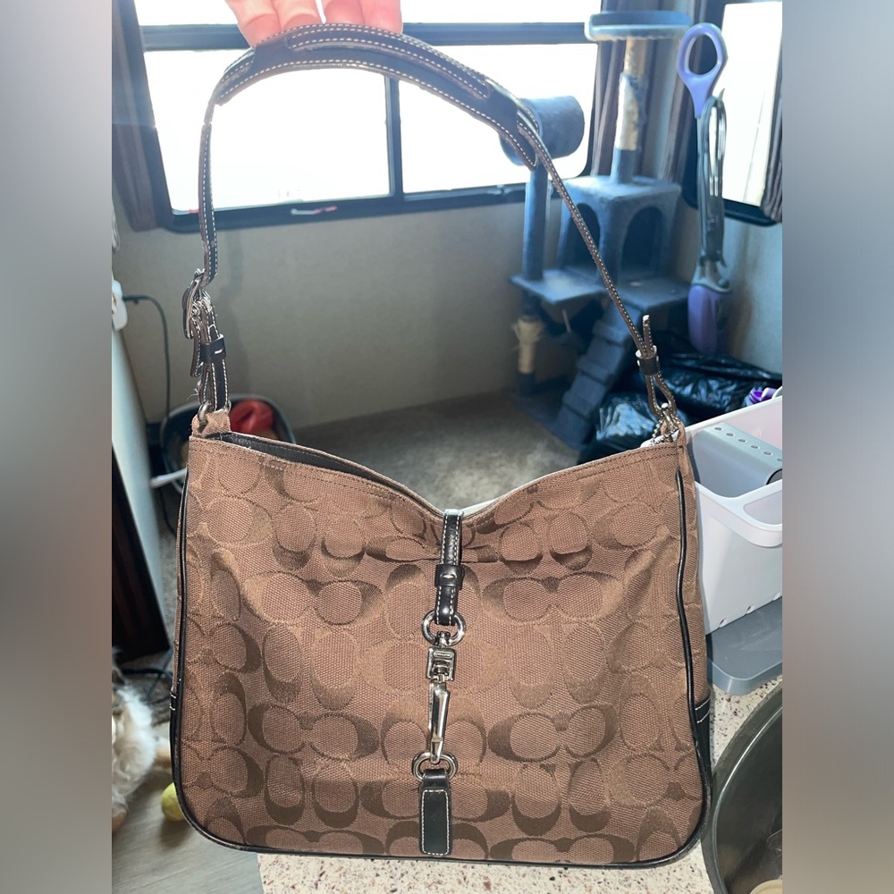 Chocolate brown SIGNATURE CANVAS COACH HOBO CLIP SHOULDR BAG 6091